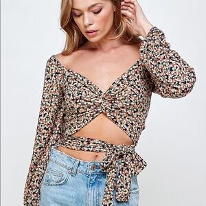 Long Sleeve Ditsy Floral Crop Top